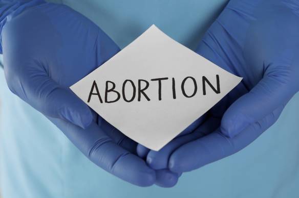 causas del aborto